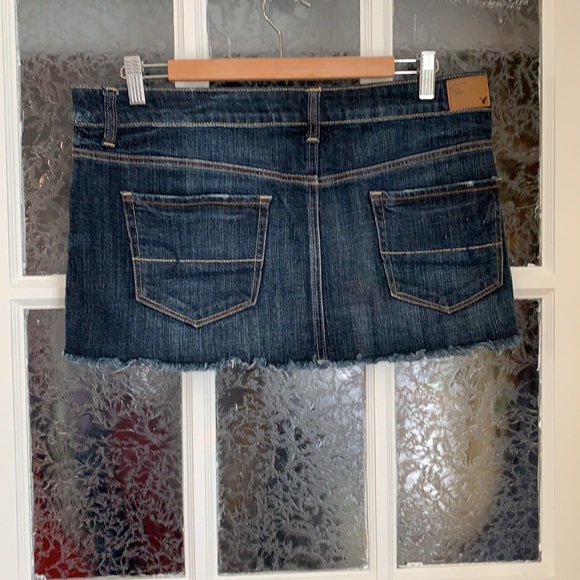 AE mini skirt - Picture 2 of 5